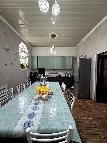 кызыл ата: 🏡 Продается просторный мансардный дом в Сокулуке! 📍 Участок — 11 — 6
