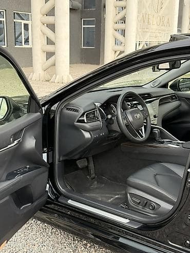 Toyota Camry: 2020 г., 2.5 л, Автомат, Бензин, Седан — 9