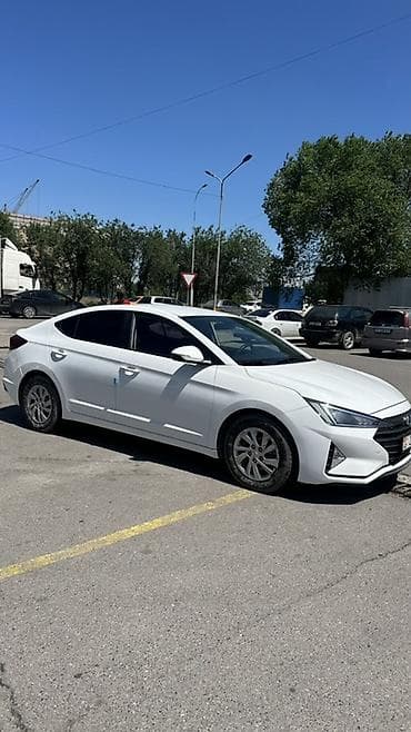 Продажа авто: Hyundai Avante: 2018 г., 1.6 л, Автомат, Газ, Седан — 3