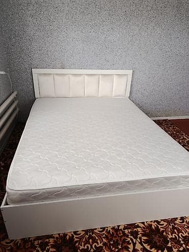 Мебель: Кровать двуспальная с матрасом почти в новом состоянии. ТЕЛЕФОН — 1