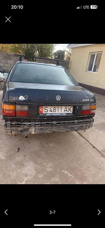 crown 2002: Volkswagen Passat CC: 1990 г., 1.8 л, Механика — 2