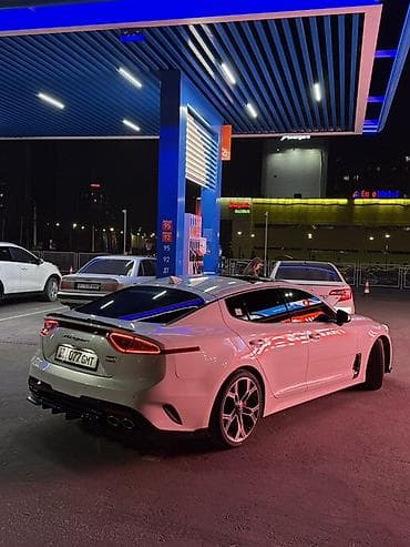 подсветки для машины: Kia Stinger: 2017 г., 3.3 л, Автомат, Бензин, Лифтбек — 1