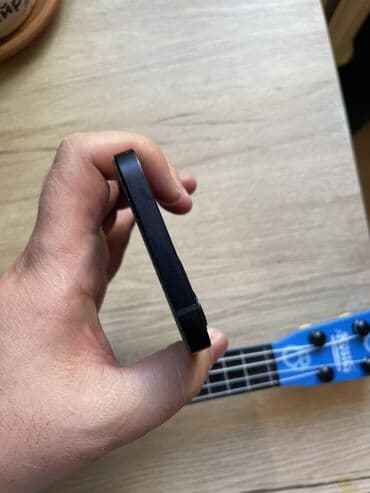 pad 4: IPhone 12, Черный, Кабель — 3