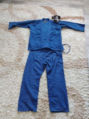 Эркектер кийими: Набор экипировки для борьбы/дзюдо и вольной борьбы. Состав: - Кимоно — 7