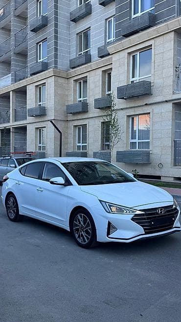 Hyundai Avante: 2019 г., 1.6 л, Бензин, Седан