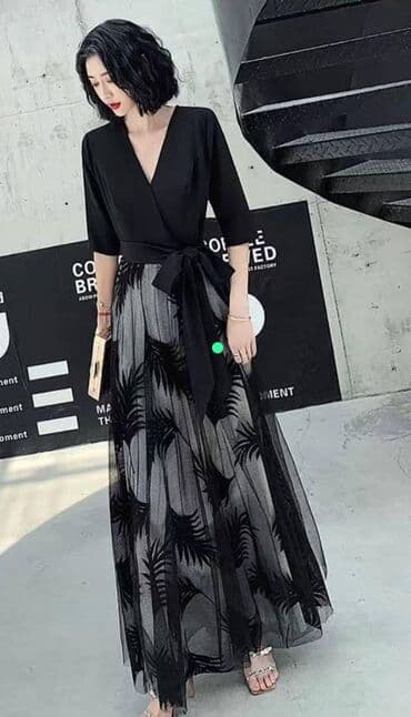 детский джинсовый комбинезон для девочки: Срочно обсолютно новая и модель новая. размер не подошел — 1