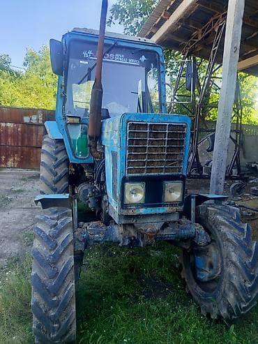 роу 7: Продаю трактор МТЗ 82 1988год и весь сельхоз инвентарь цена договорная — 1