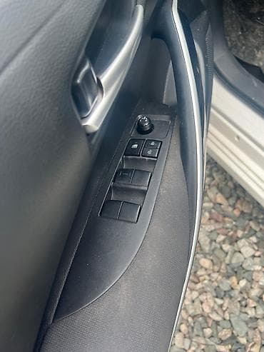 corolla e150: Toyota Corolla: 2021 г., 1.8 л, Вариатор, Гибрид, Седан — 4