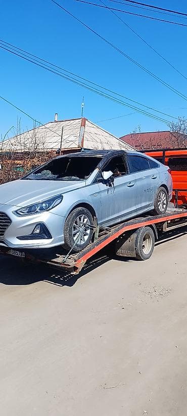 Скупка авто: Hyundai Sonata, серебристый седан (актуальное поколение до — 2