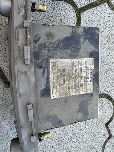 Автомобильная магнитола Toyota + старинная бензиновая паяльная лампа at lalafo.kg Автомобильная магнитола Toyota + старинная бензиновая паяльная лампа