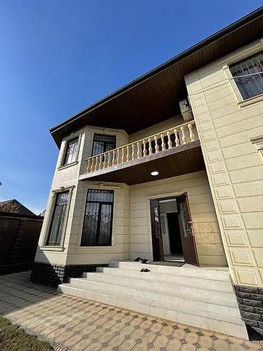 5 и более комнат, 220 м², 2 этаж