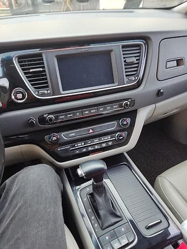 купить киа карнивал в киргизии: Kia Carnival: 2017 г., 2.2 л, Автомат, Дизель, Минивэн — 7