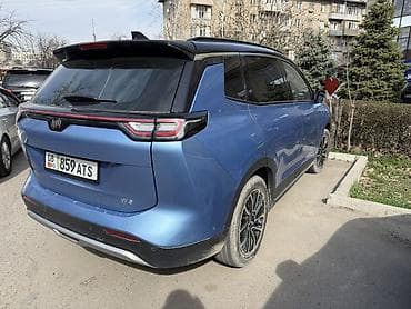 Weltmeister: Weltmeister W6, 2021 г., 100000 км, Передний, В наличии — 4