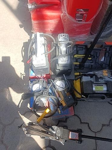 компрессор двух поршневой: Двухцилиндровый компрессор легковые и грузовых 1000 с 1300 с 1500с — 4