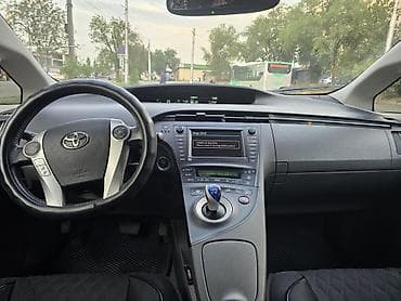 Продажа авто: Toyota Prius: 2011 г., 1.8 л, Вариатор, Гибрид, Лифтбек — 6