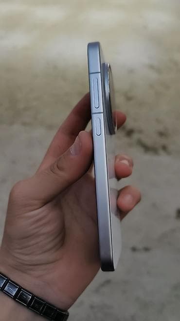 монитор 35 дюймов: Vivo X200, Б/у, 512 ГБ, цвет - Белый, 2 SIM — 5