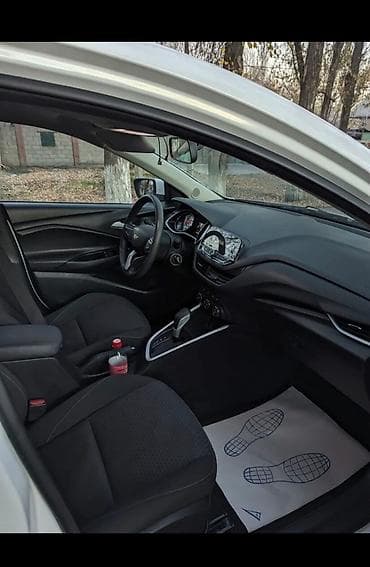 шевролет спарк: Chevrolet Onix: 2021 г., Автомат, Бензин, Седан — 4