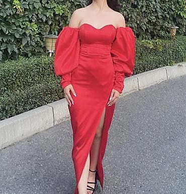 Продам свое выпускное платье, надевала всего 1 раз, размер подойдет от