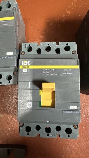 сколько стоит сейф для ружья: Input switches, Номиналдуу ток: 400 ампер, Жаңы, Өзү алып кетүү — 2