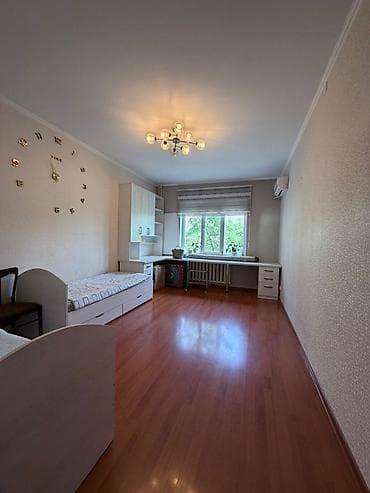 адмираль: 2 комнаты, 50 м², 3 этаж, Косметический ремонт — 5