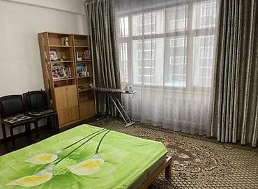 3: 2 комнаты, 79 м², ул. Ахунбаева / Чапаева Индивидуалка, 3 этаж — 1