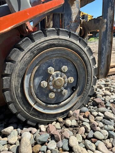 покрышка на погрузчик цена: Погрузчик, Shantui, 2018 г., Колесный, Вилочный — 7