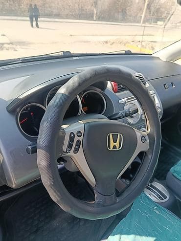 fit 2016: Honda Fit: 2008 г., 1.3 л, Вариатор, Бензин, Хэтчбэк — 8