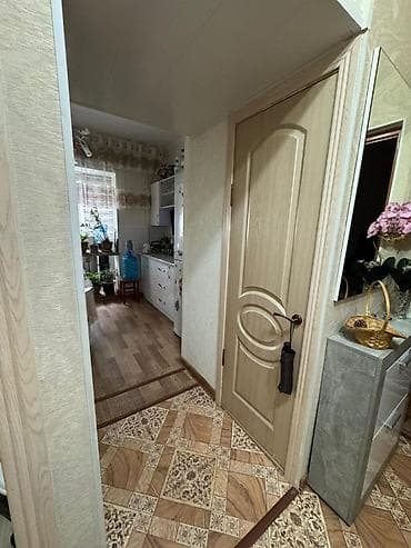Квартиры: 2 комнаты, 52 м², Джал мкр (в т.ч. Верхний, Нижний, Средний) 106 серия, 3 этаж — 4