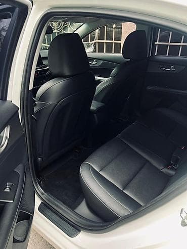 Kia: Kia K3: 2018 г., 1.6 л, Автомат, Бензин, Седан — 8