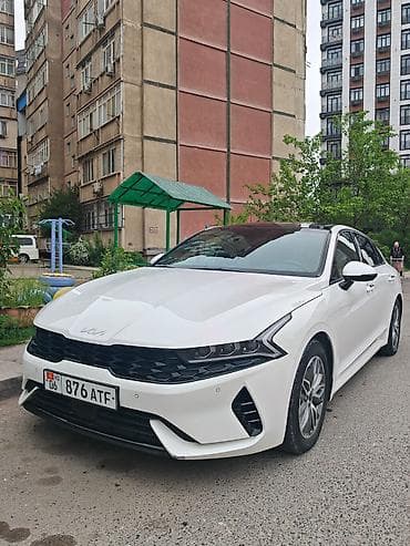 Kia K5: 2023 г., 2 л, Автомат, Гибрид, Седан