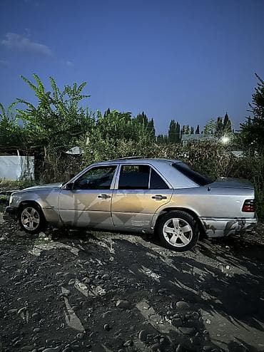 заводском: Mercedes-Benz W124: 1993 г., 3.2 л, Механика, Бензин, Седан — 8