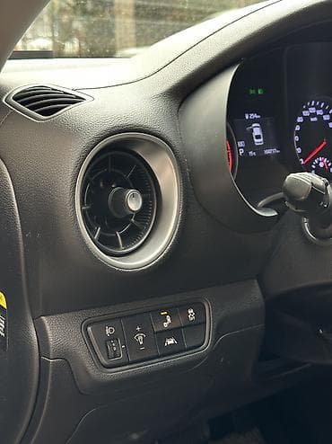 mazda 6 2003: Kia K3: 2019 г., 1.6 л, Вариатор, Бензин, Седан — 4