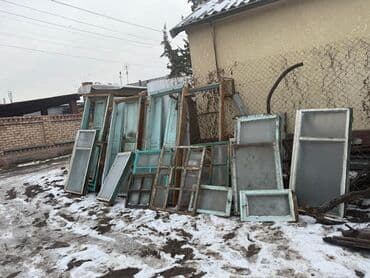 mac studio: Деревянные межкомнатные двери и оконные рамы, классические филенчатые — 9