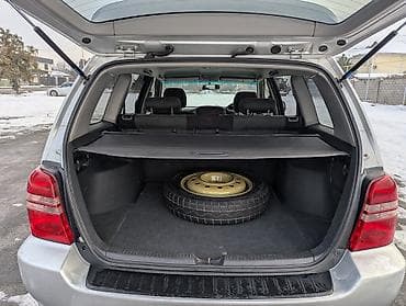 kluger: Toyota Kluger: 2002 г., 3 л, Автомат, Бензин, Кроссовер — 7