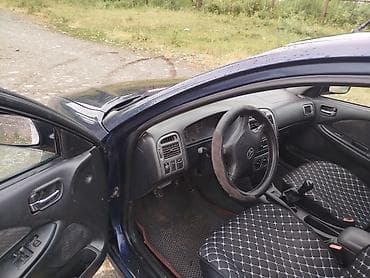 highlander platinum: Toyota Avensis: 2001 г., 1.8 л, Механика, Бензин, Универсал — 8