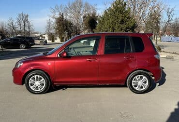 Продажа авто: Mazda 3: 2003 г., 1.3 л, Автомат, Бензин, Хэтчбэк — 3