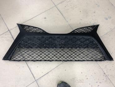 Решетка радиатора Toyota 2017 г., Б/у, Оригинал