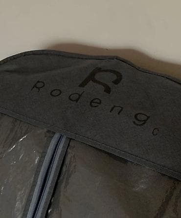 домашний костюм: Пиджак "Rodeng"с жилеткой.2-4класс.В отличном состоянии. Темно синий — 6