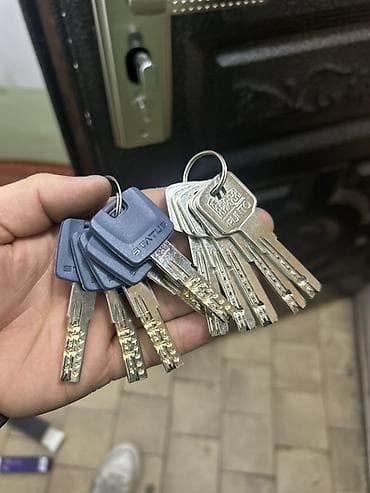 установить замок: Вскрытия замков и авто в Оше - Профессиональная замена цилиндра — 8