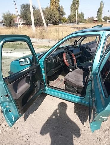 гольф 3 1993: Volkswagen Golf: 1993 г., 1.6 л, Ручные, Бензин, Хэтчбэк — 3