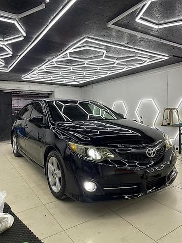 50: Toyota Camry: 2014 г., 2.5 л, Автомат, Бензин, Седан — 6