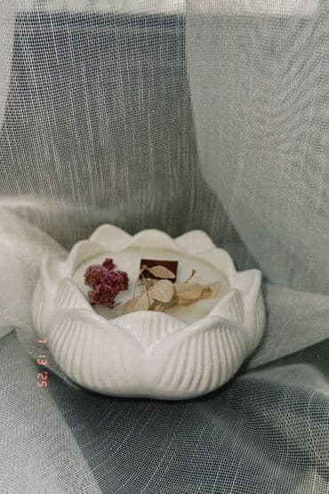 чехол ми 11 лайт: Стильная свеча в гипсовом кашпо в форме лотоса. Идеальный декор для — 3