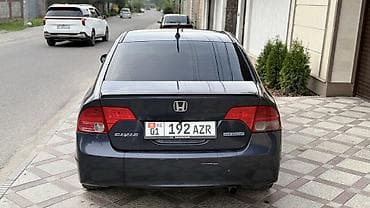 danigo 3: Honda Civic: 2004 г., 1.3 л, Автомат, Бензин, Седан — 5