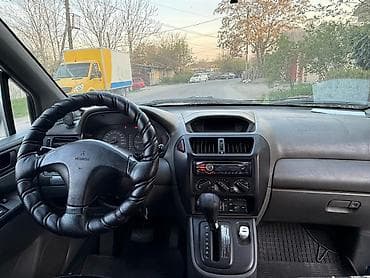 пассаж: Mitsubishi Chariot: 2000 г., 2 л, Автомат, Бензин, Минивэн — 7