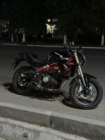 танк про: Срочно ‼️ Мотоцикл Benelli BN 302 (наклейки 302), класс – — 5