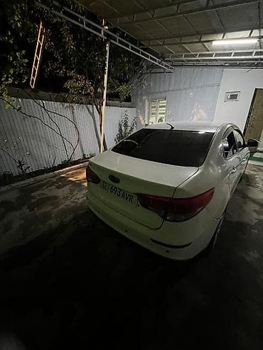 1: Kia Rio: 2016 г., 1.6 л, Автомат, Бензин, Седан — 5