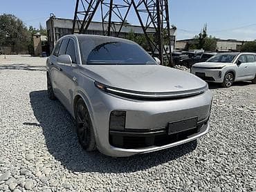 wuling mini ev: Lixiang L8: 2023 г., 1.5 л, Автомат, Гибрид, Кроссовер — 3