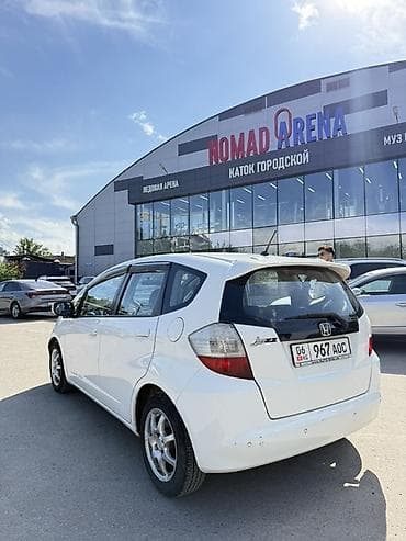 бампер jazz: Honda Jazz: 2009 г., 1.3 л, Автомат, Бензин, Хэтчбэк — 5