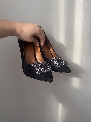 лининг бишкек акции: Очень милые туфли. Надела один раз и всё. Некуда носить вот и продаю — 1