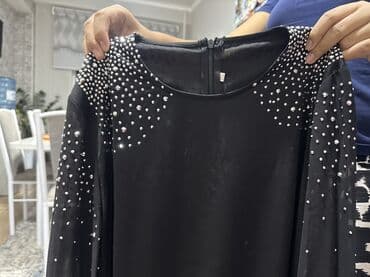 обувь для работы: Элегантное вечернее платье в пол черного цвета с накидкой-капой — 3